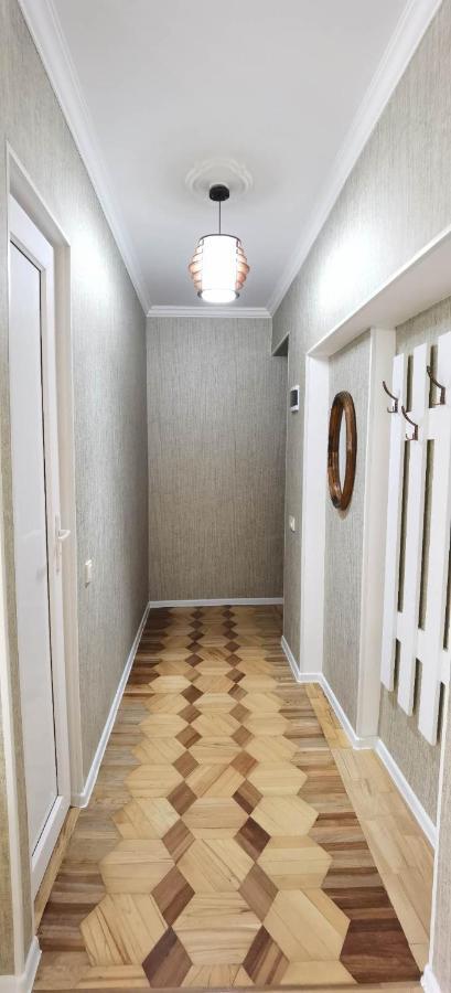 Nano'S Apartament-2 Kutaisi Zewnętrze zdjęcie